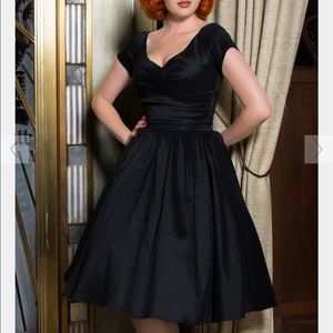 Ava Swing Dress in Black Taffeta XL